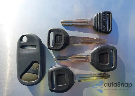 1999 Honda Civic Value Package from USA, damaged, VIN 2HGEJ6617XH523982